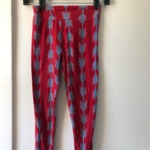 SOLD LulaRoe Tween Red Arrow Print Leggings